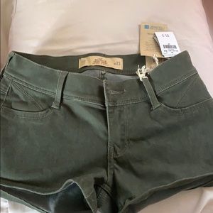 Hollister short-shorts lowrise